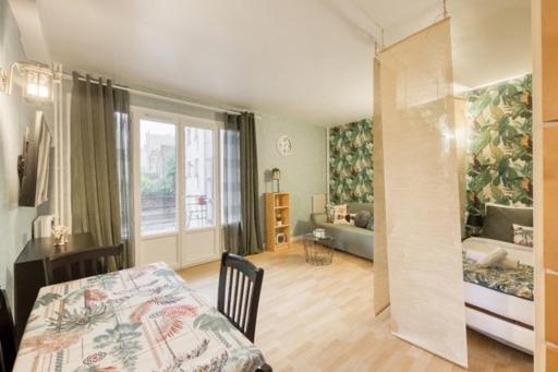 Superbe Studio Apartment A 2Mn De Paris ฌ็องตีญี ภายนอก รูปภาพ